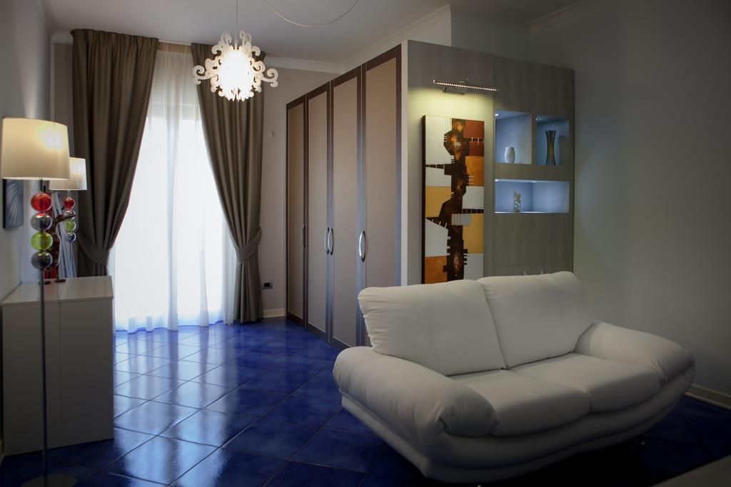 Del Gaudio Guesthouse Torre Melissa Exteriör bild